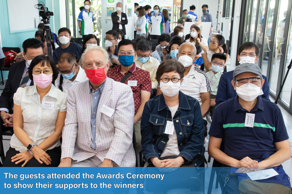 The quests attended the Awards Ceremonv to show their supports to the winners